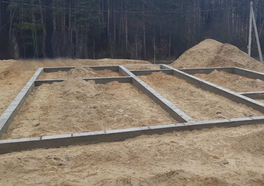 Под сарайтоже делаем